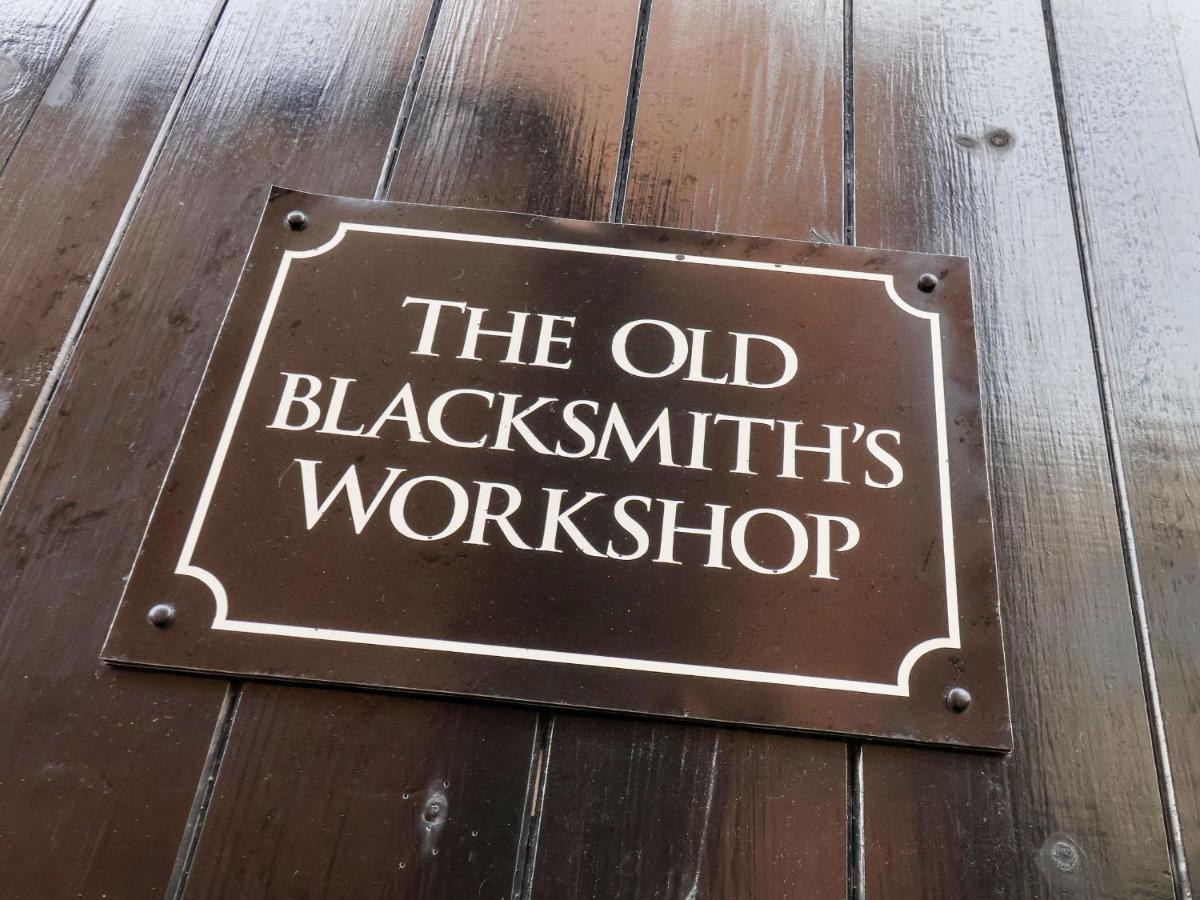 The Old Blacksmith'S Workshop Whitby Kültér fotó